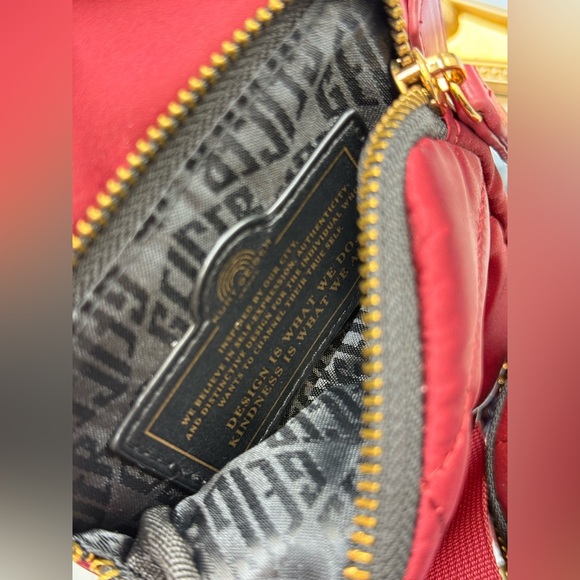 🆕 KURT GEIGER LONDON 🧿 NWOT Recycled Nylon Multi Pocket XBody Bag, Burgundy - Picture 9 of 12